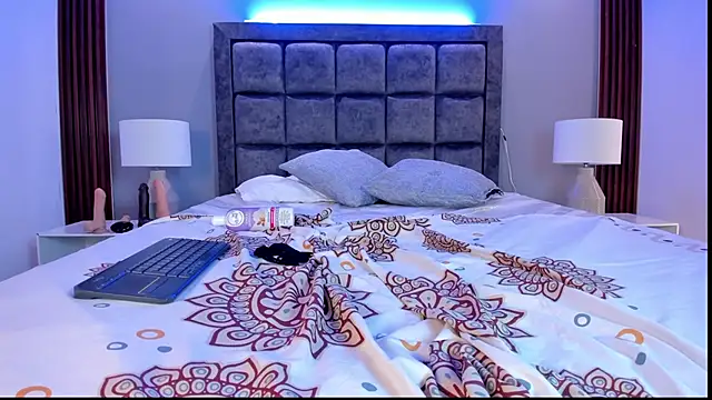 Susann Ross online show from 03/22/25, 05:09