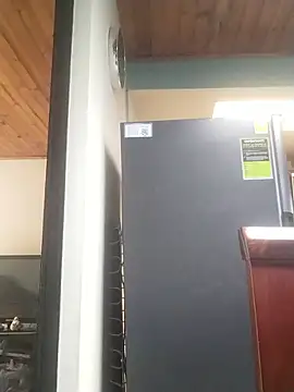 Snapshot of horfet chatting on 10/11/25, 02:15 horfet online show from 10/11/25, 02:15