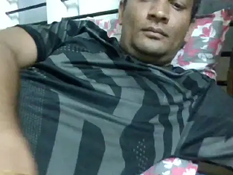 Snapshot of NiceBoy9099 chatting on 01/14/25, 05:01 NiceBoy9099 online show from 01/14/25, 05:01