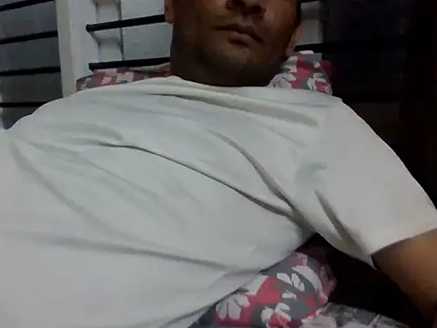 Snapshot of NiceBoy9099 chatting on 01/16/25, 05:12 NiceBoy9099 online show from 01/16/25, 05:12