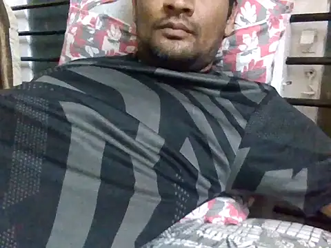 Snapshot of NiceBoy9099 chatting on 01/25/25, 06:35 NiceBoy9099 online show from 01/25/25, 06:35