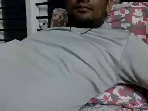 Snapshot of NiceBoy9099 chatting on 02/12/25, 06:40 NiceBoy9099 online show from 02/12/25, 06:40