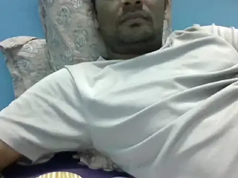 Snapshot of NiceBoy9099 chatting on 03/09/25, 12:31 NiceBoy9099 online show from 03/09/25, 12:31