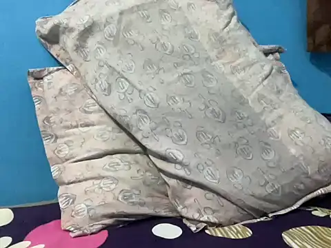 Snapshot of NiceBoy9099 chatting on 02/01/26, 05:22 NiceBoy9099 online show from 02/01/26, 05:22