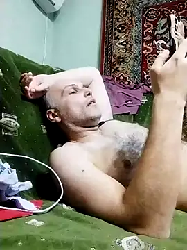 Pineapple04 online show from 02/10/25, 09:25