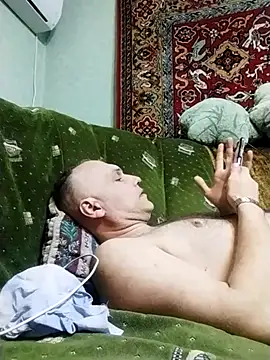 Pineapple04 online show from 03/15/25, 07:48