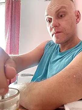 Pineapple04 online show from 09/14/25, 06:12