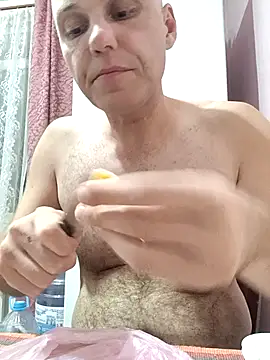 Pineapple04 online show from 09/23/25, 05:16