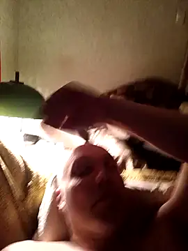 Pineapple04 online show from 03/31/26, 09:48