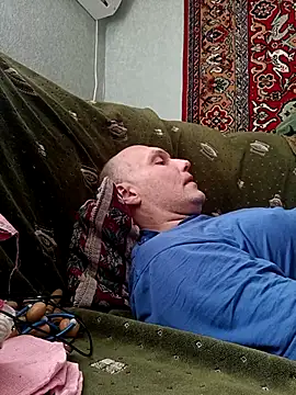 Pineapple04 online show from 04/17/26, 07:11