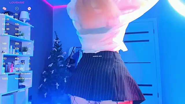 aneta alisha online show from 02/28/25, 12:09