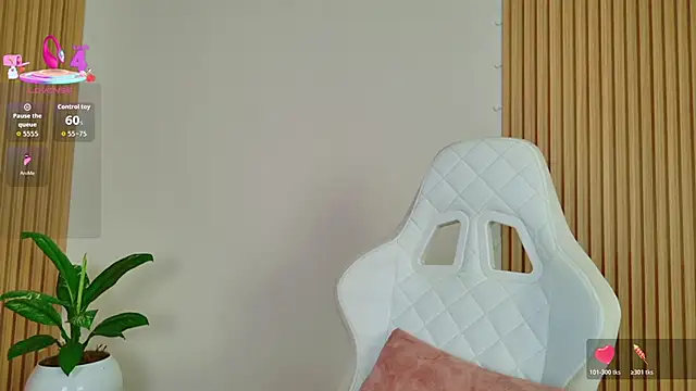 EmilyRive online show from 11/13/25, 09:52