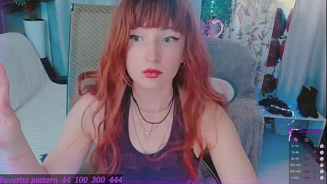 Toxic Ellies online show from 04/10/26, 10:42