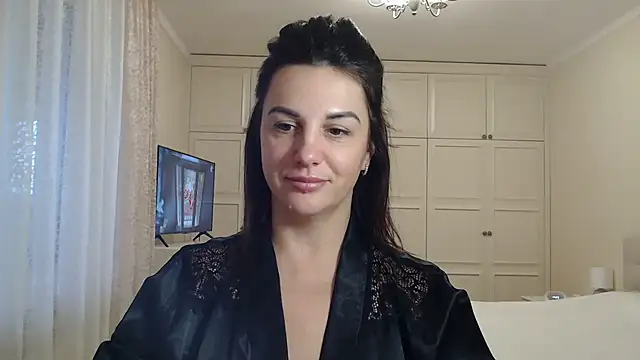 Snapshot of Dina0908 chatting on 12/23/24, 12:30 Dina0908 online show from 12/23/24, 12:30