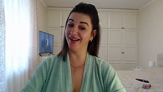 Snapshot of Dina0908 chatting on 03/11/25, 02:29 Dina0908 online show from 03/11/25, 02:29