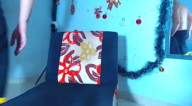 Snapshot of ADAM_HOT chatting on 12/12/24, 11:58 ADAM HOT online show from 12/12/24, 11:58