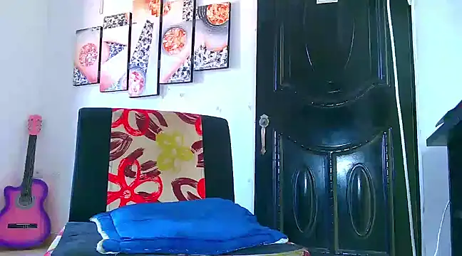 Snapshot of ADAM_HOT chatting on 02/06/25, 09:28 ADAM HOT online show from 02/06/25, 09:28