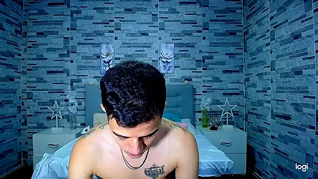 Snapshot of ADAM_HOT chatting on 09/28/25, 08:47 ADAM HOT online show from 09/28/25, 08:47