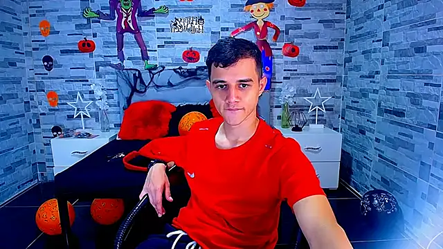 Snapshot of ADAM_HOT chatting on 10/18/25, 09:26 ADAM HOT online show from 10/18/25, 09:26