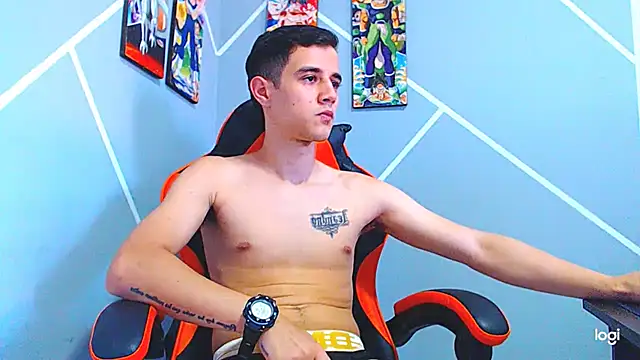 Snapshot of ADAM_HOT chatting on 10/30/25, 09:59 ADAM HOT online show from 10/30/25, 09:59