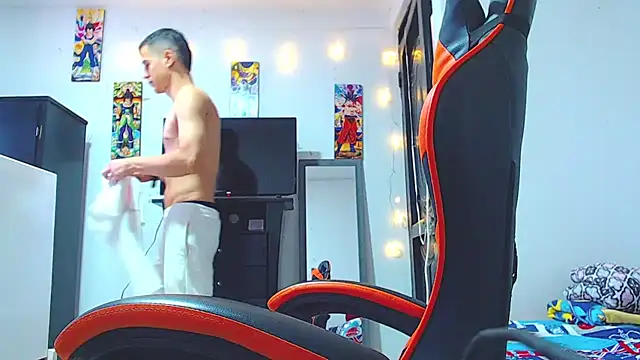 ADAM HOT online show from 02/18/26, 01:29