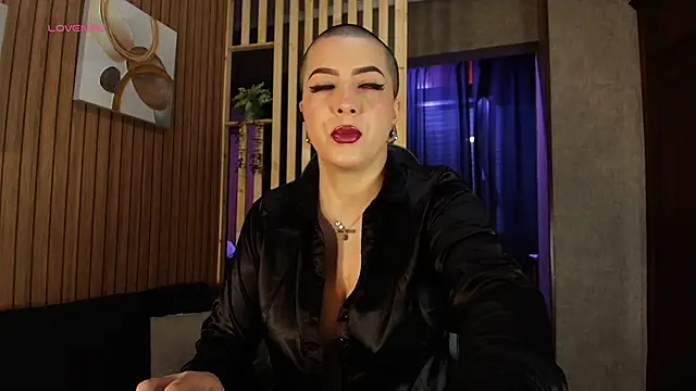 Camila Chainn online show from 03/09/26, 06:17