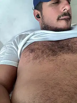 Snapshot of Maybe2Morrow chatting on 12/17/25, 08:37 Maybe2Morrow online show from 12/17/25, 08:37