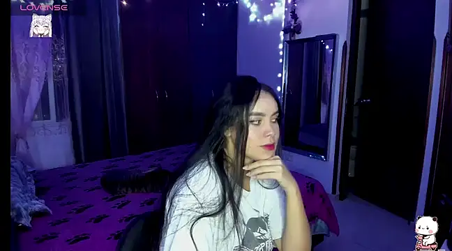 Snapshot of HARLEYNAPIER chatting on 02/08/25, 01:43 HARLEYNAPIER online show from 02/08/25, 01:43