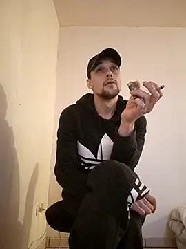 Snapshot of kx93 chatting on 02/07/25, 03:41 kx93 online show from 02/07/25, 03:41