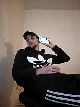 Snapshot of kx93 chatting on 02/07/25, 07:06 kx93 online show from 02/07/25, 07:06