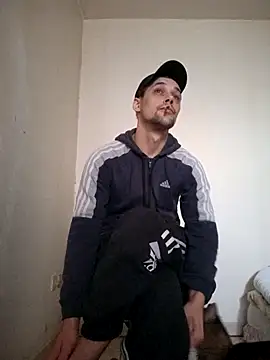 Snapshot of kx93 chatting on 02/28/25, 02:20 kx93 online show from 02/28/25, 02:20