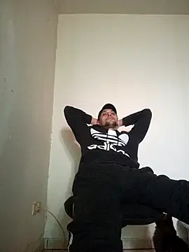 Snapshot of kx93 chatting on 03/10/25, 10:59 kx93 online show from 03/10/25, 10:59