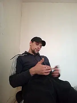 Snapshot of kx93 chatting on 03/10/25, 02:05 kx93 online show from 03/10/25, 02:05