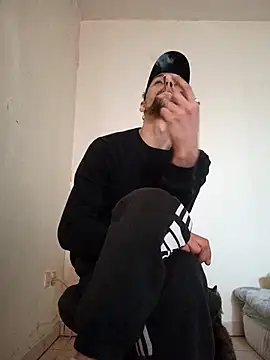 Snapshot of kx93 chatting on 03/12/25, 12:36 kx93 online show from 03/12/25, 12:36