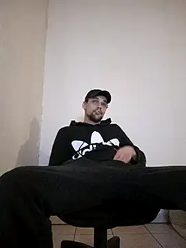 Snapshot of kx93 chatting on 03/14/25, 09:10 kx93 online show from 03/14/25, 09:10