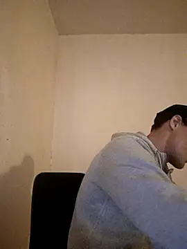 Snapshot of kx93 chatting on 03/19/25, 09:05 kx93 online show from 03/19/25, 09:05