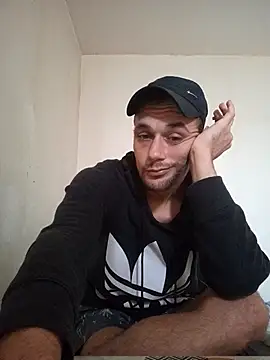 Snapshot of kx93 chatting on 09/21/25, 08:49 kx93 online show from 09/21/25, 08:49