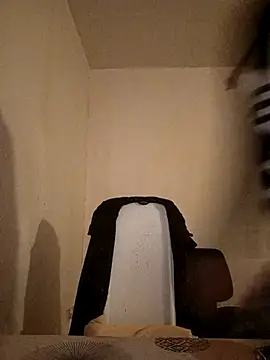 Snapshot of kx93 chatting on 09/26/25, 12:03 kx93 online show from 09/26/25, 12:03