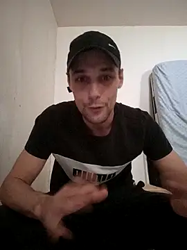 Snapshot of kx93 chatting on 10/08/25, 12:14 kx93 online show from 10/08/25, 12:14