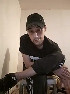 Snapshot of kx93 chatting on 10/10/25, 07:24 kx93 online show from 10/10/25, 07:24