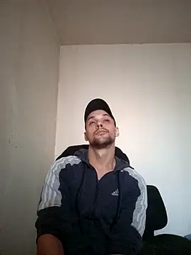 Snapshot of kx93 chatting on 10/17/25, 07:00 kx93 online show from 10/17/25, 07:00