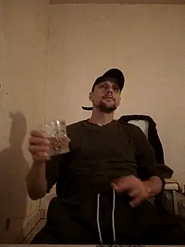 Snapshot of kx93 chatting on 10/19/25, 09:48 kx93 online show from 10/19/25, 09:48