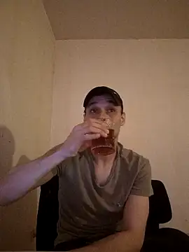 Snapshot of kx93 chatting on 11/10/25, 05:45 kx93 online show from 11/10/25, 05:45