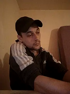 Snapshot of kx93 chatting on 11/11/25, 11:27 kx93 online show from 11/11/25, 11:27