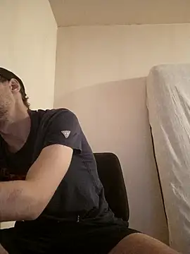 Snapshot of kx93 chatting on 11/15/25, 05:31 kx93 online show from 11/15/25, 05:31