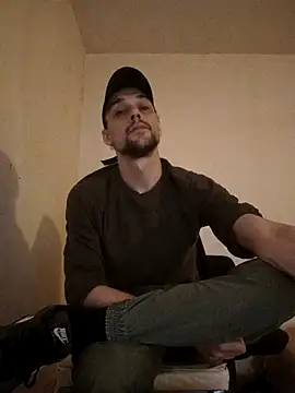 Snapshot of kx93 chatting on 11/24/25, 06:24 kx93 online show from 11/24/25, 06:24