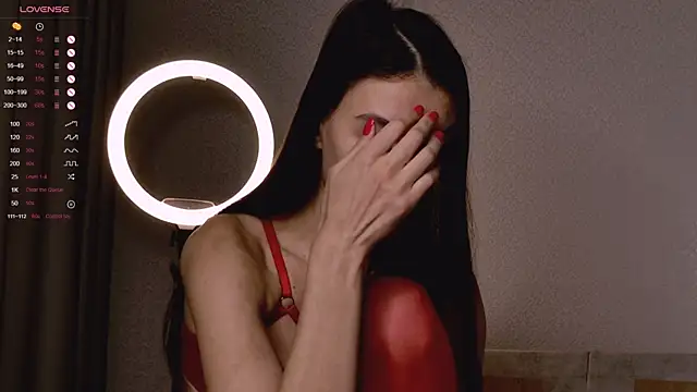 Snapshot of Alice__grace chatting on 10/06/25, 08:39 Alice grace online show from 10/06/25, 08:39