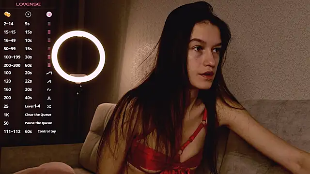 Snapshot of Alice__grace chatting on 10/19/25, 09:48 Alice grace online show from 10/19/25, 09:48