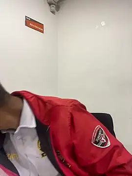 Onel9701 online show from 04/18/26, 03:16