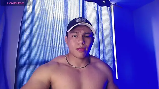 RoyConstance online show from 01/05/25, 08:10